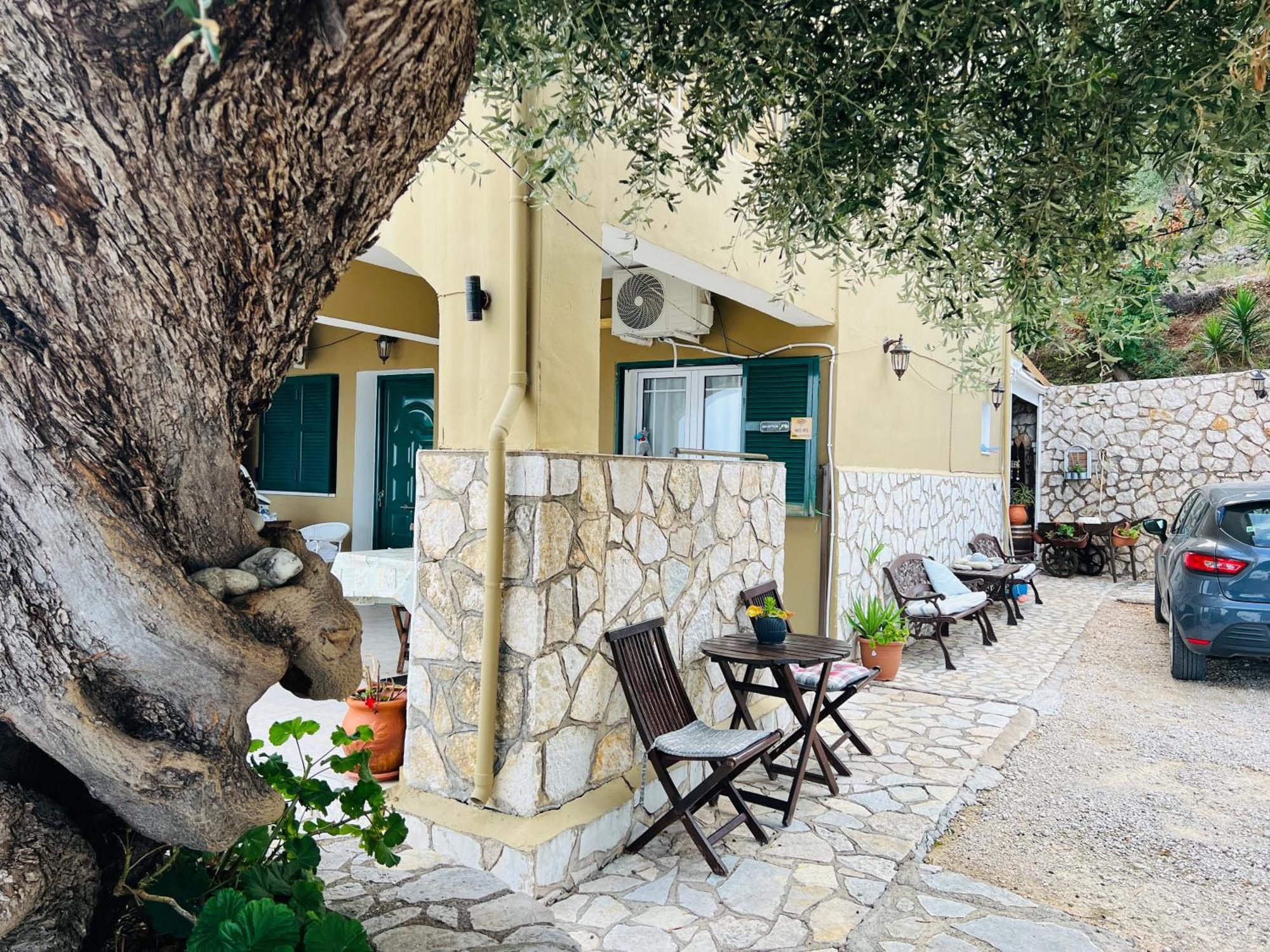 La Casa D' Irene (Adults Only) Hotel Ayios Nikitas Luaran gambar